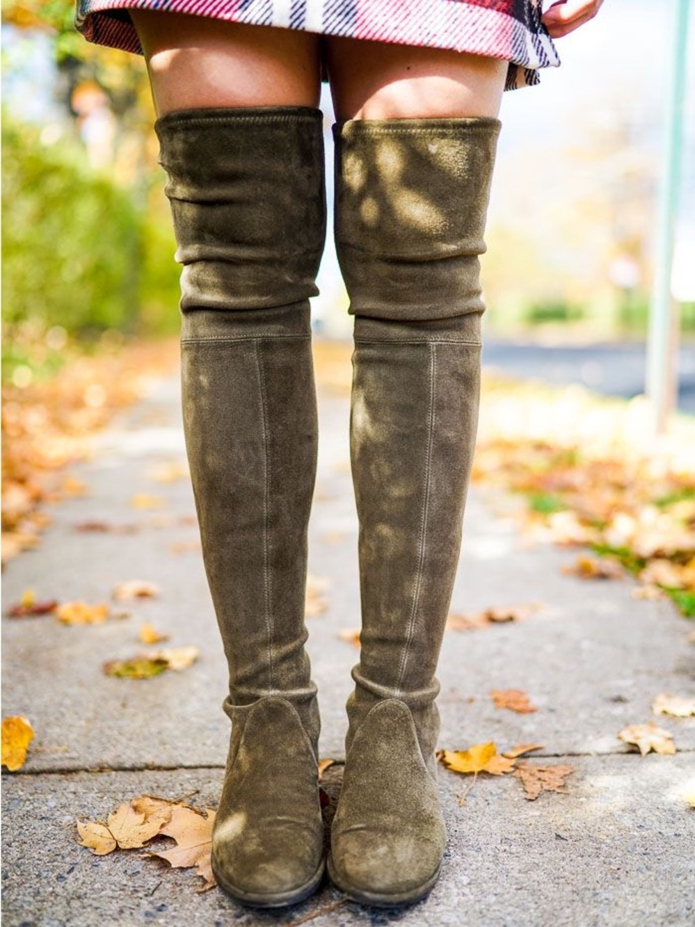 STUART WEITZMAN OLIVE GREEN LOWLAND BOOTS